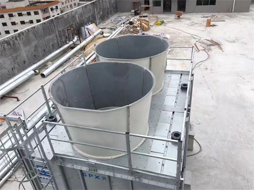 封閉式冷卻塔是否需要裝水箱？(冷卻塔下面還需要水箱嗎)